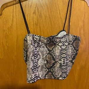 Snake skin crop top tank tip